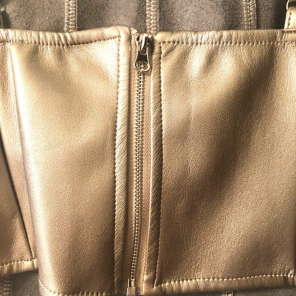 Kirious, Buttery Soft Cropped Top. NWT - Picture 6 of 10